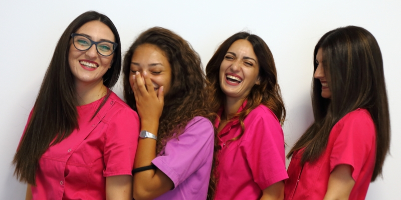 English speaking dentist in Catania